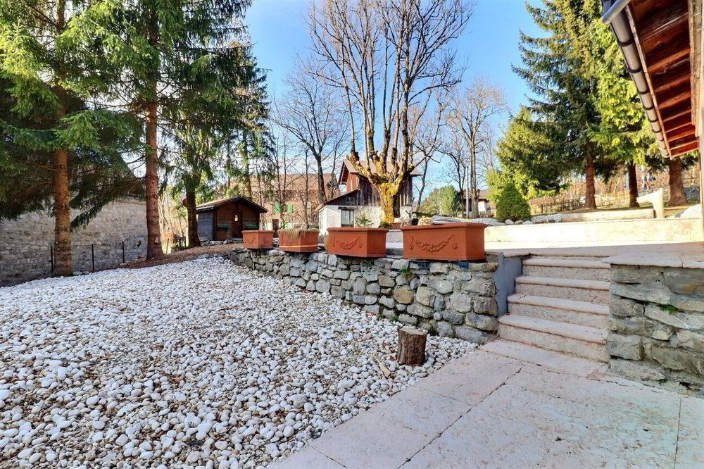 Casa di 9 locali in vendita a La Lécherette - immagine 1/4