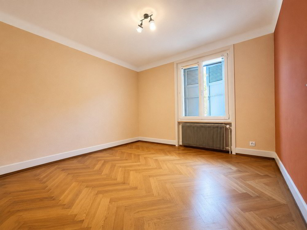 4 rooms House to buy in Lausanne - image 1/8