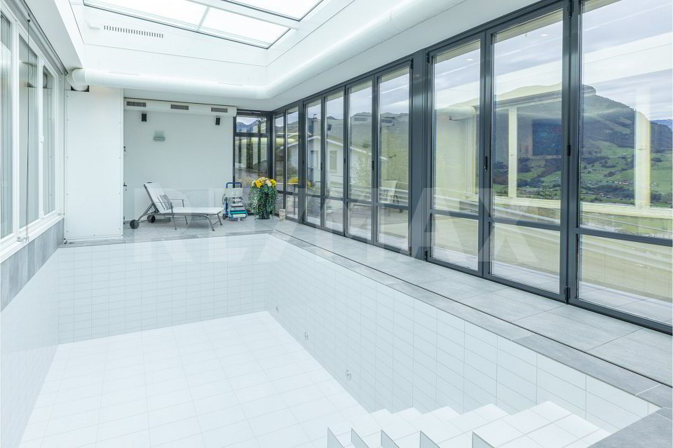 Maison 7 pièces à acheter à Schwytz - image 1/13