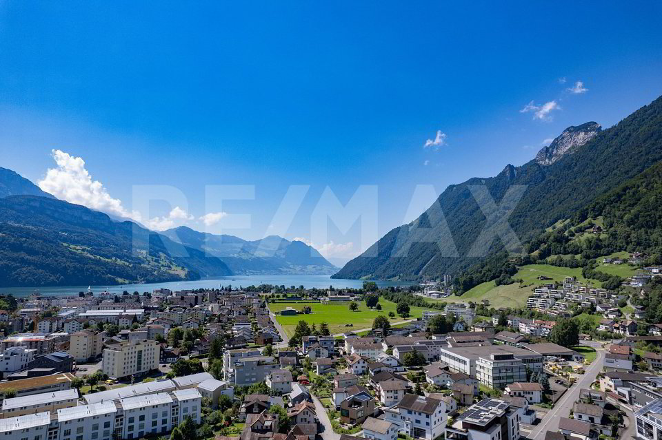 4.5 rooms Apartment to buy in Brunnen - image 1/12