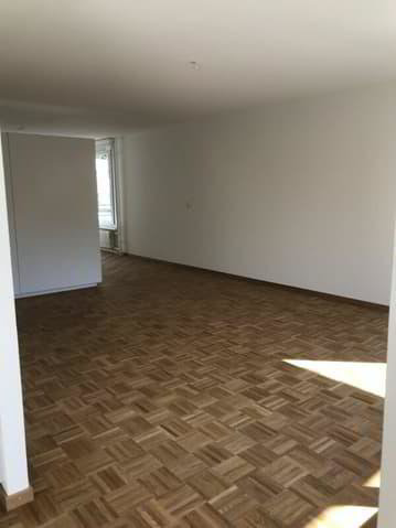 Appartamento di 2.5 locali in affitto a Bienne - immagine 1/9