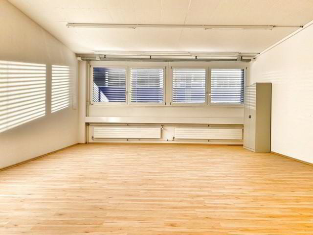 null Zimmer Büro zu vermieten in Alpnach Dorf - Bild 1/3