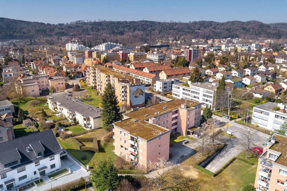 null rooms Car park, garage for rent in Wettingen - image 1/1