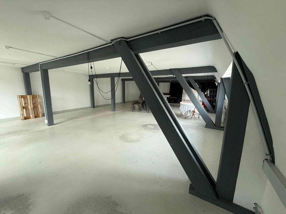 141 m² Büro mit Dachstockfeeling und eigener Terrasse - Ansicht 4