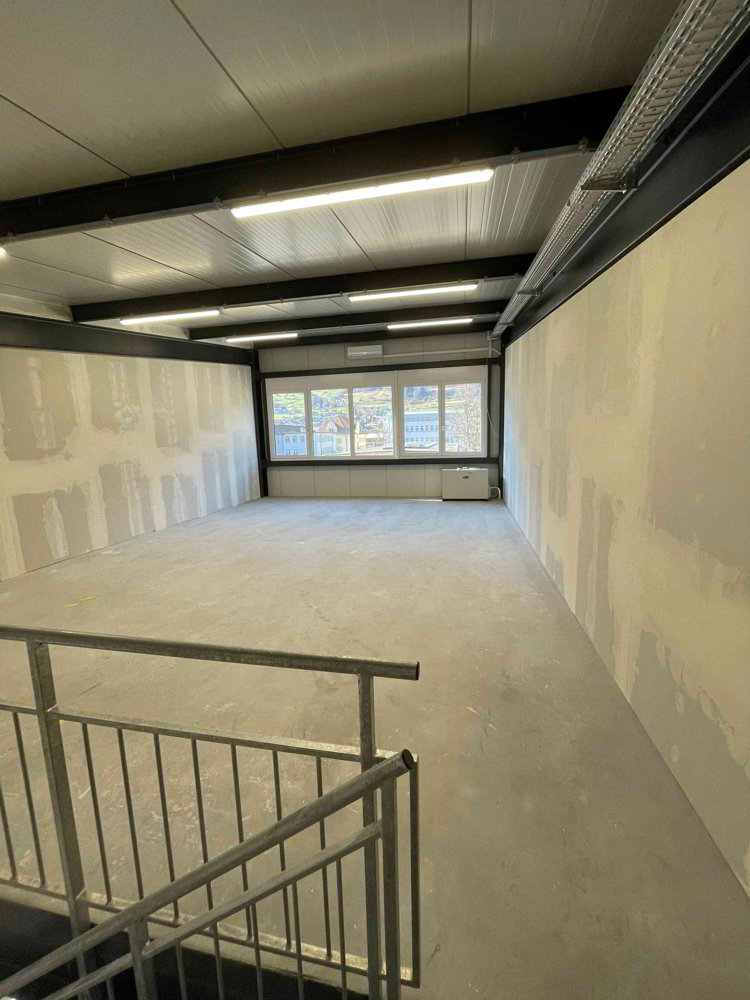 1 rooms Office & Commercial for rent in Altdorf UR - image 1/3