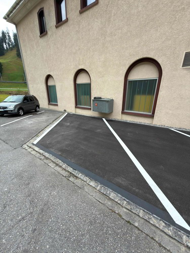null Zimmer Parkplatz, Garage zu vermieten in Davos Glaris - Bild 1/2