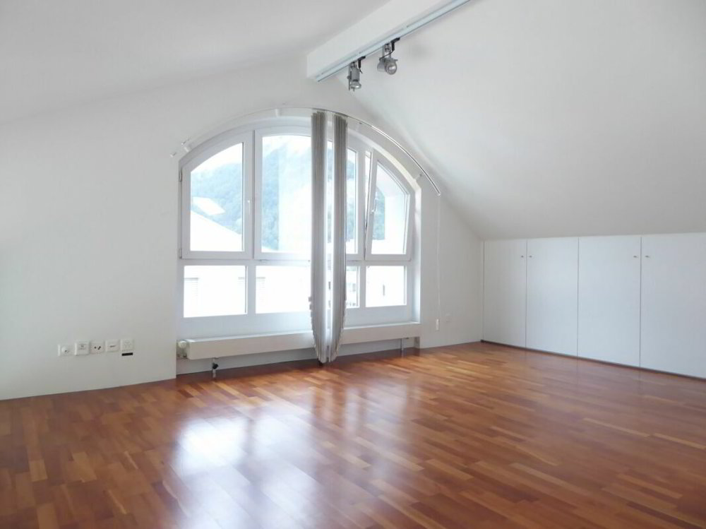 4 rooms Apartment for rent in Mels - image 1/13