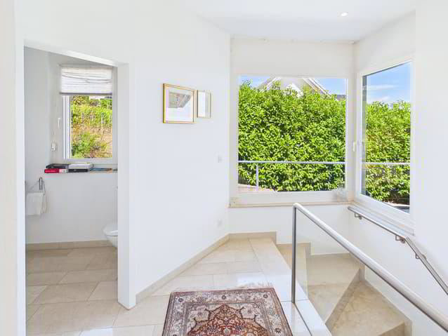 Casa di 5.5 locali in vendita a Ligerz - immagine 1/13