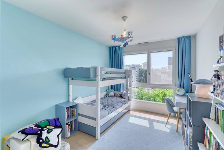 5 rooms Apartment to buy in Chêne-Bougeries - image 1/4