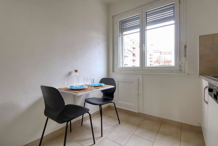 1 rooms Apartment for rent in Lausanne - image 1/13