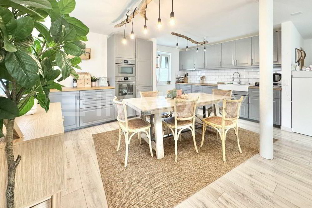 Immeuble d'habitation de 8 pièces en vente à Renan BE - 155 m² - Ansicht 3