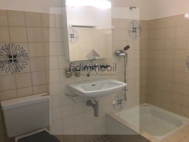 2.5 rooms Apartment for rent in La Chaux-de-Fonds - image 1/7