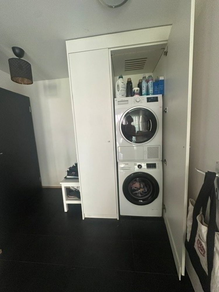 2.5 rooms Apartment to buy in Châtel-St-Denis - image 1/7