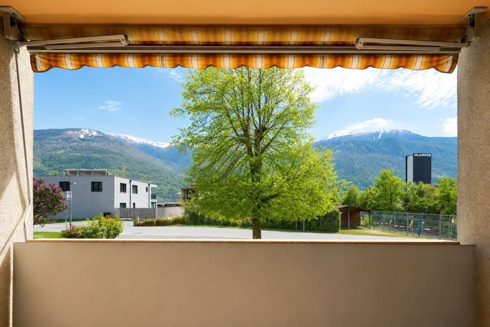 3 rooms Apartment to buy in Conthey - image 1/12