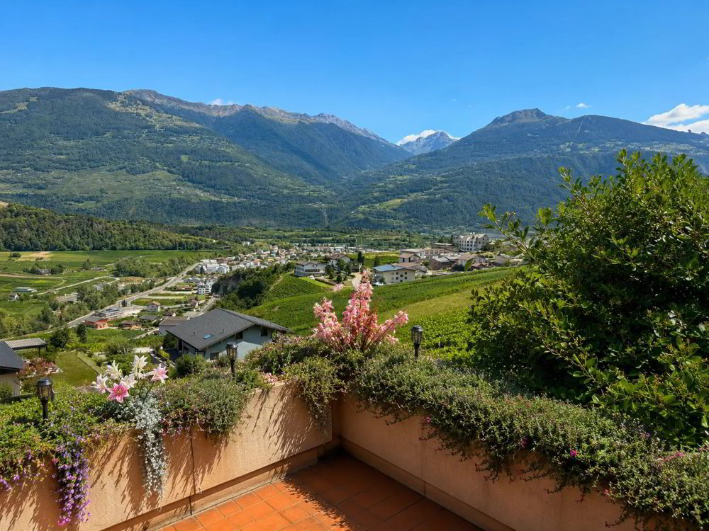4 rooms Apartment to buy in Conthey - image 1/8
