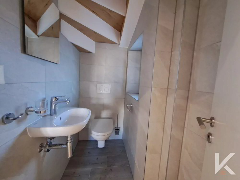 4 rooms Apartment for rent in Chalais - image 1/9