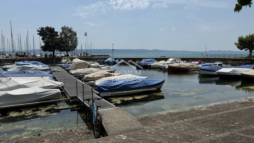 2 rooms Apartment to buy in St-Aubin-Sauges - image 1/10