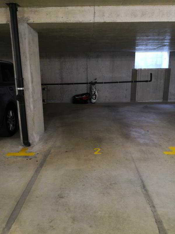 null Zimmer Parkplatz, Garage zu vermieten in Pratteln - Bild 1/1