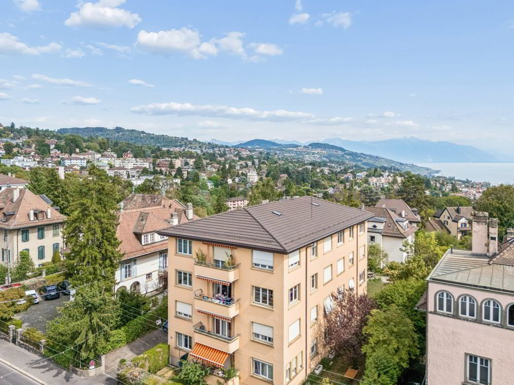 4.5 rooms Apartment to buy in Lausanne - image 1/14