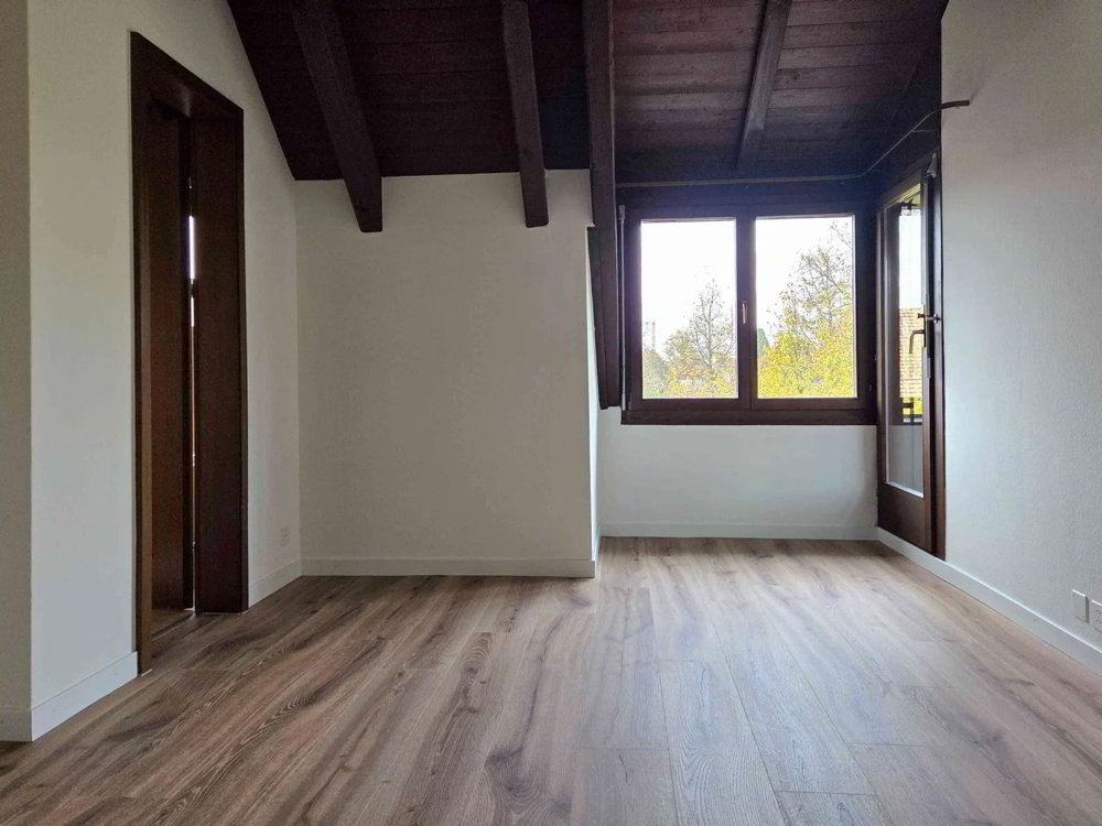 3.5 rooms Apartment to buy in Zürich - image 1/4