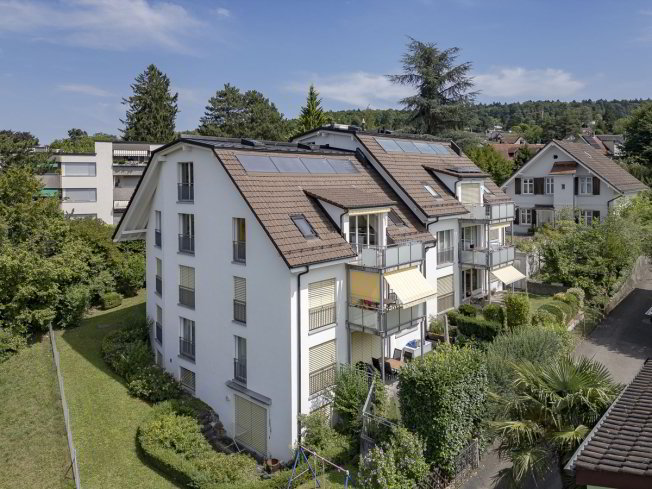 Appartamento di 5 locali in vendita a Urdorf - immagine 1/1