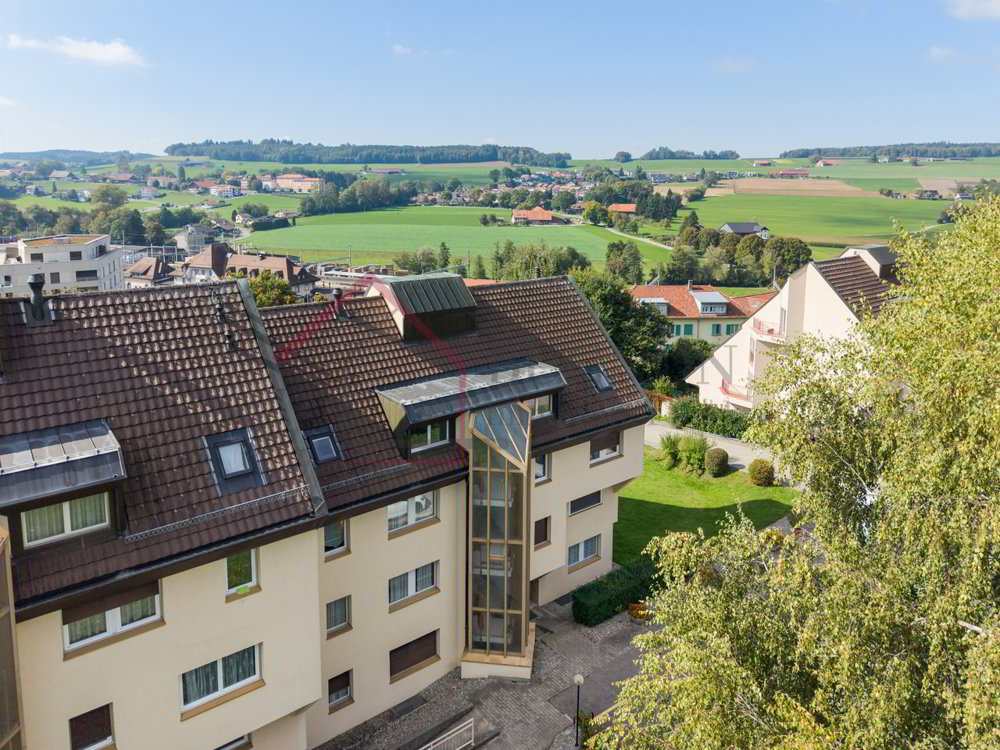4 rooms Apartment to buy in Romont FR - image 1/13