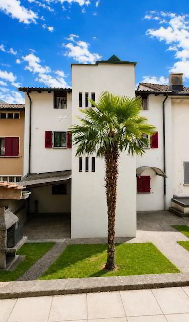 35 rooms Office & Commercial to buy in Bellinzona - image 1/12