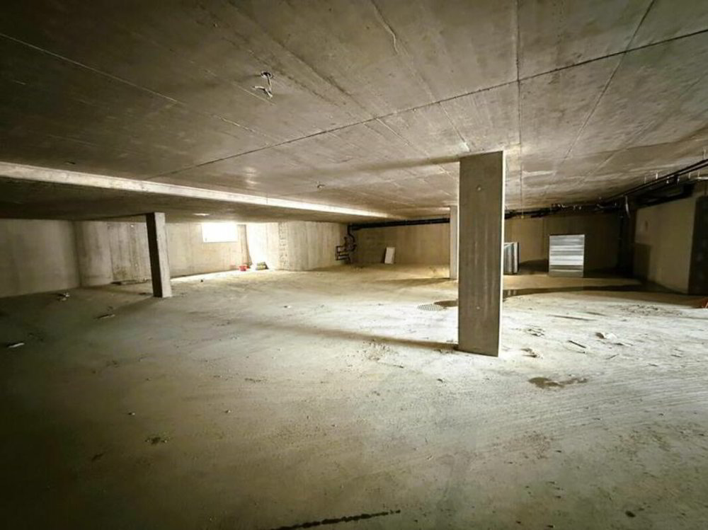 Einstellhallenplätze zu vermieten - Mehr