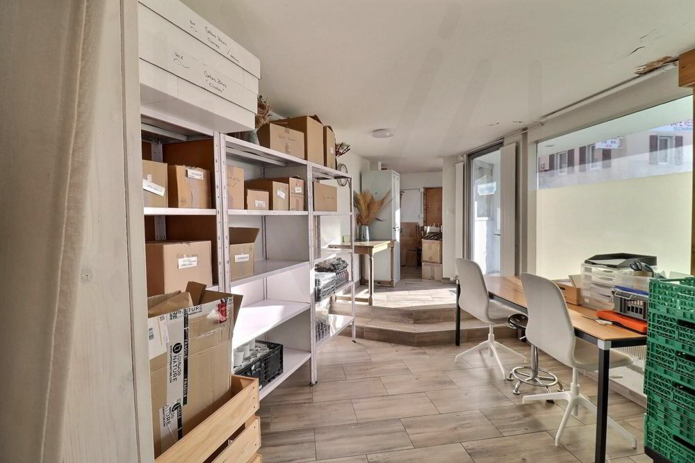 2 Zimmer Büro zu vermieten in Broc - Bild 1/3