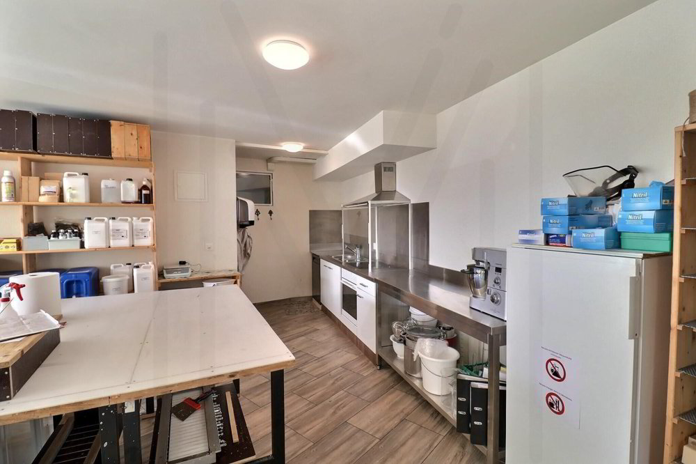 Local commercial en location à Broc - 120 m² - Ansicht 5