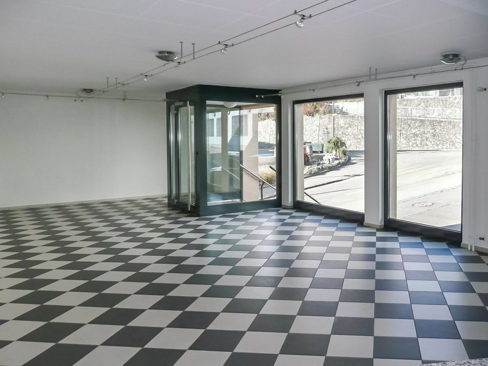 Local commercial en location à Wauwil - 210 m² - Ansicht 2