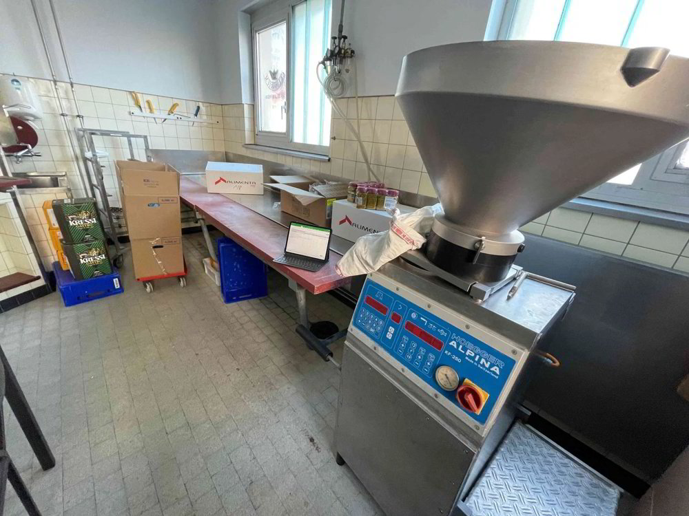 10 rooms Office & Commercial for rent in Wil SG - image 1/10