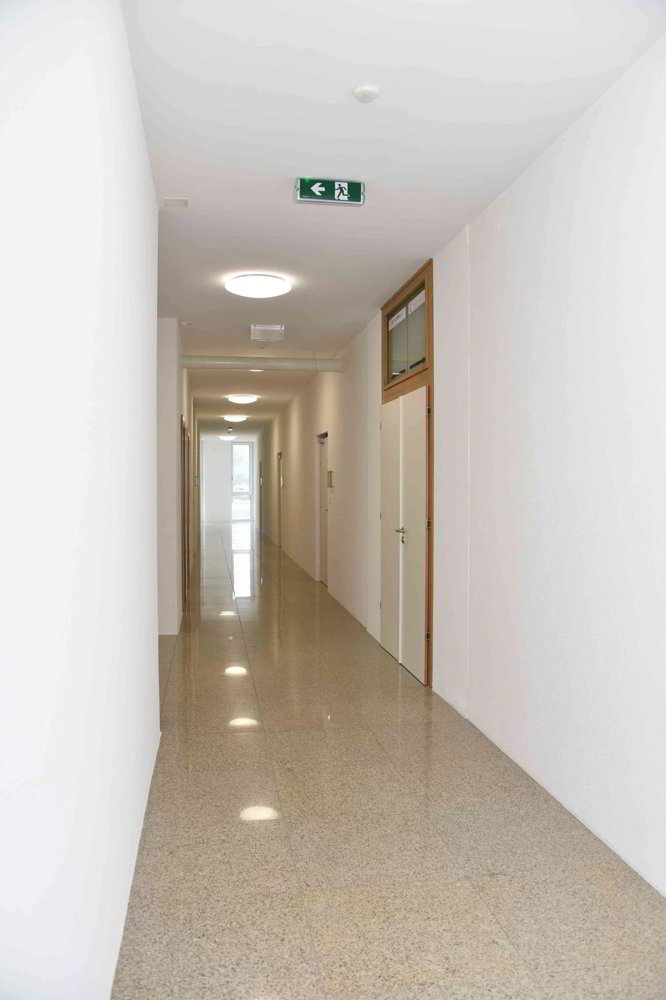 1 rooms Office & Commercial for rent in Au SG - image 1/9