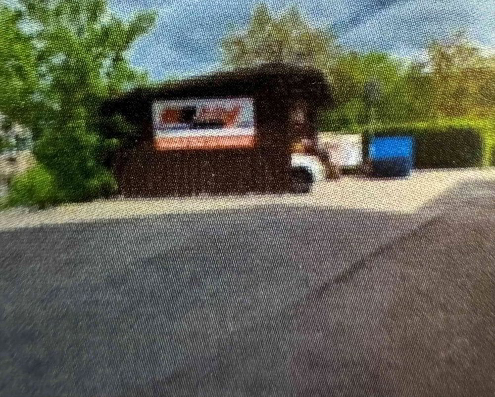 5 rooms Office & Commercial for rent in Fischbach-Göslikon - image 1/8