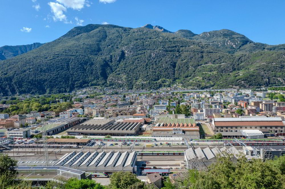 4.5 Zimmer Haus zum verkaufen in Bellinzona - Bild 1/19
