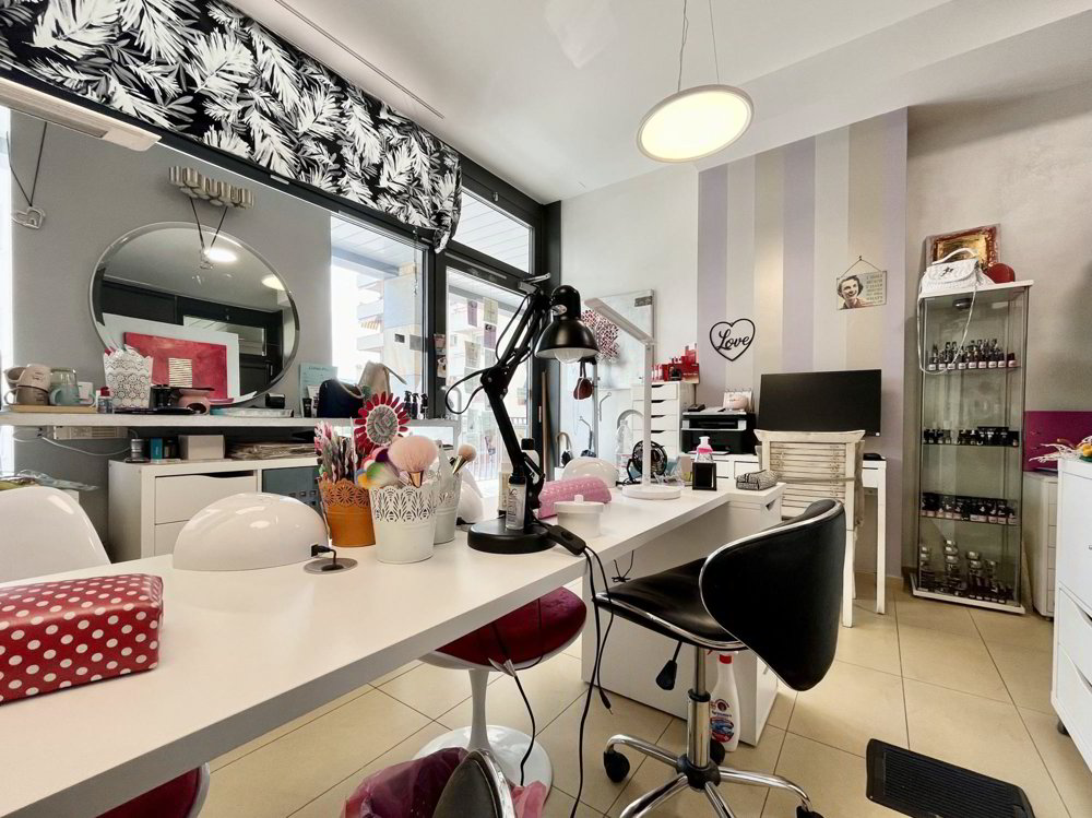 MODERNO SPAZIO COMMERCIALE A MASSAGNO - PIAZZA SANTA LUCIA - Ansicht 3