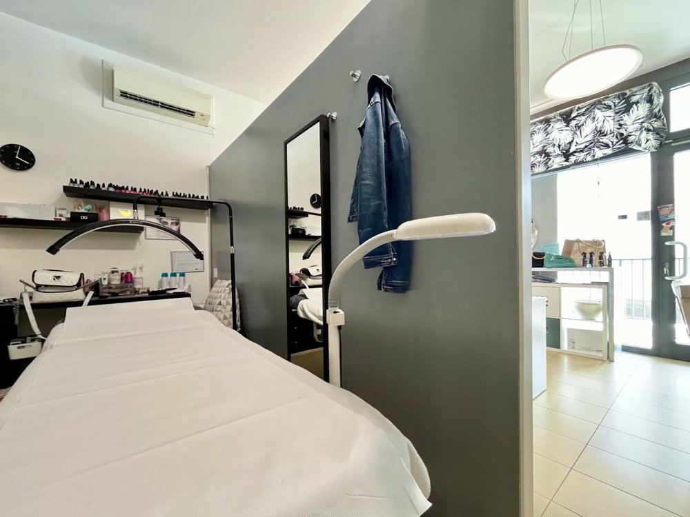 MODERNO SPAZIO COMMERCIALE A MASSAGNO - PIAZZA SANTA LUCIA - Ansicht 5