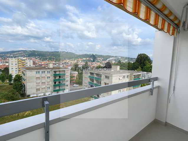 3.5 rooms Apartment for rent in La Chaux-de-Fonds - image 1/7
