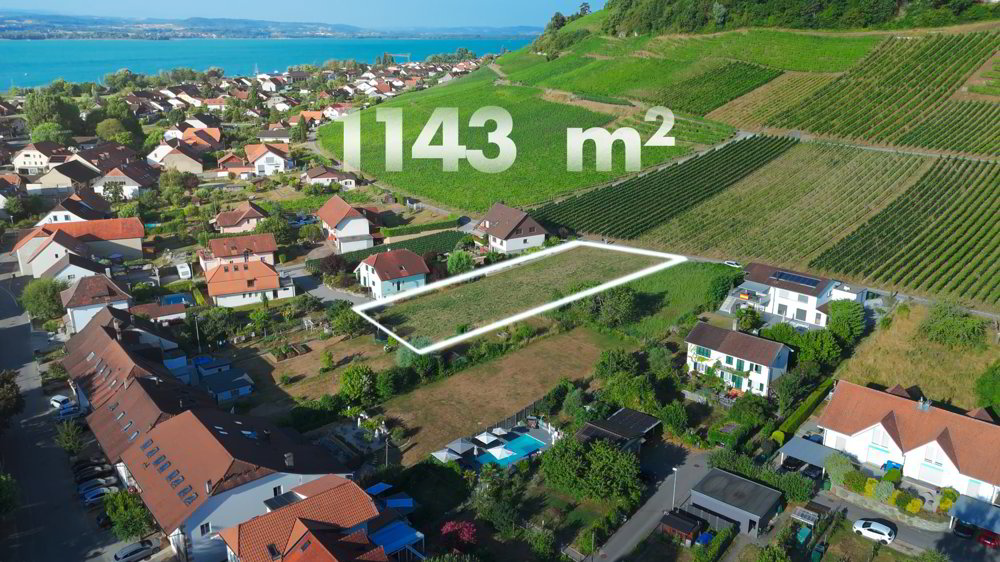 Bauland-Rarität zwischen Weinbergen, See und Broye-Kanal | Rare parcelle à bâtir entre vignobles, lac et canal de la Broye