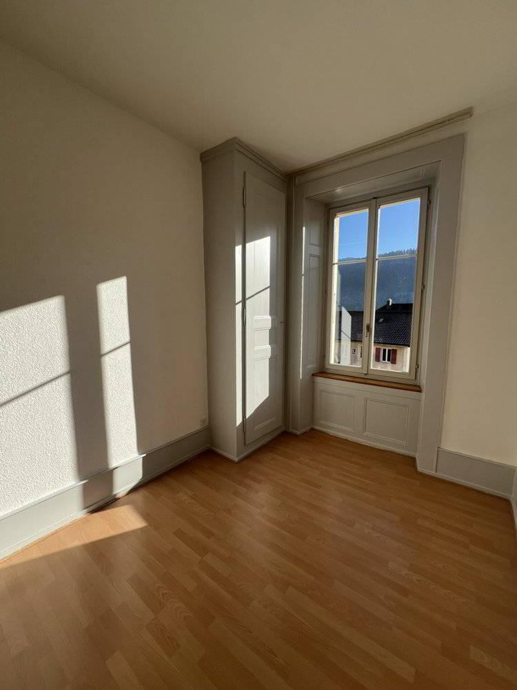 Wohnung – St-Imier, Sur le Pont - Mehr