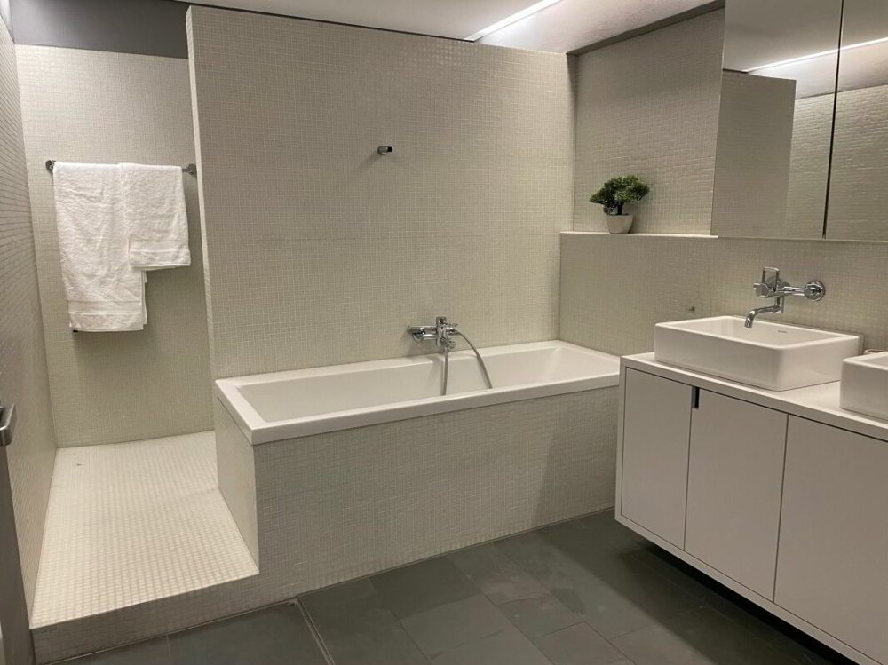 2.5 rooms Office & Commercial for rent in St. Gallen - image 1/13