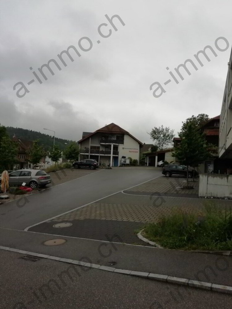 null Zimmer Parkplatz, Garage zum verkaufen in Grossdietwil - Bild 1/3