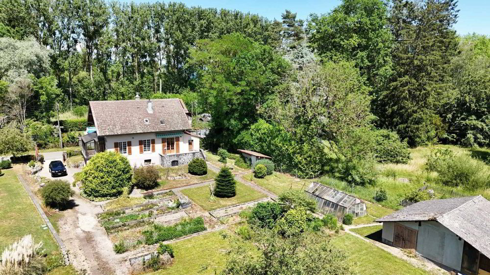 8 rooms House to buy in Yvonand - image 1/11