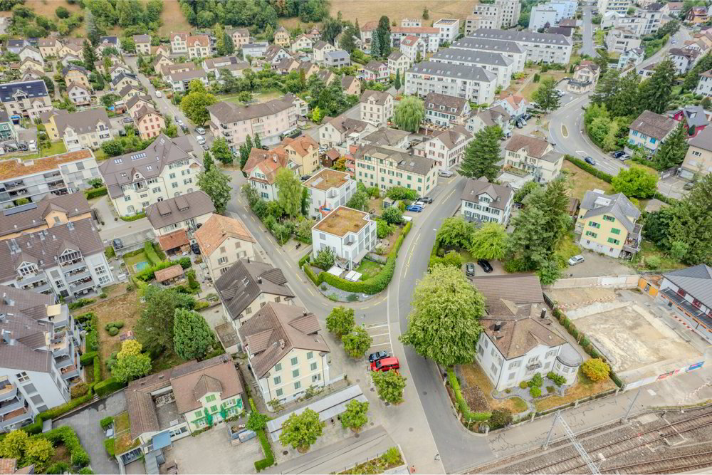 Maison 7.5 pièces à acheter à Rüti ZH - image 1/15