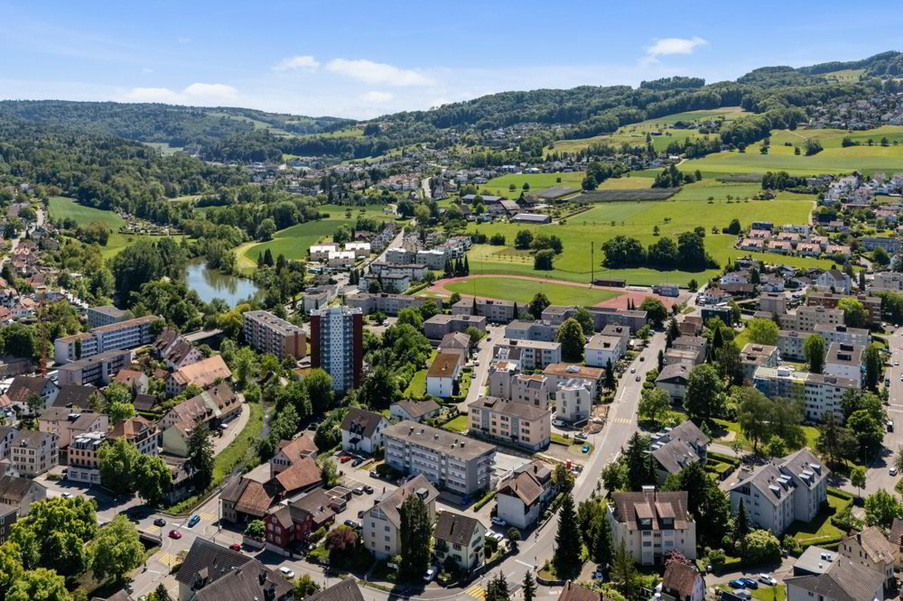 6 Zimmer Wohnung zum verkaufen in Dietikon - Bild 1/13
