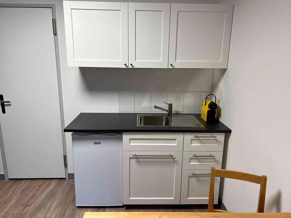 zentrale Lage 1-Zi.-Studio mit DU/WC für Gewerbe oder Wochenaufenthalt - Ansicht 2
