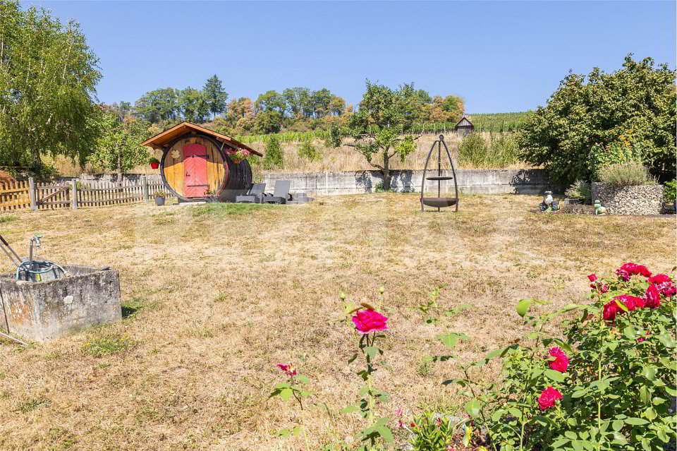 7 rooms House to buy in Osterfingen - image 1/13