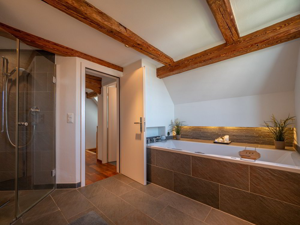 Maison 12 pièces à acheter à Oberrieden - image 1/10