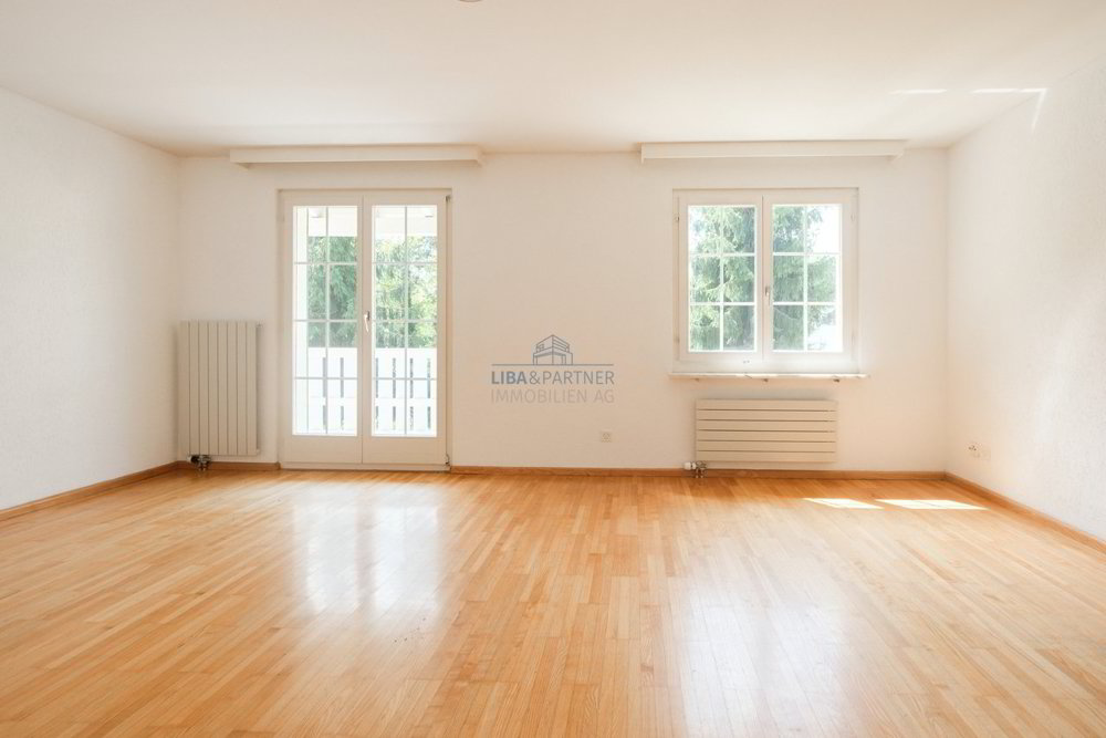 5 rooms House to buy in Bottmingen - image 1/13