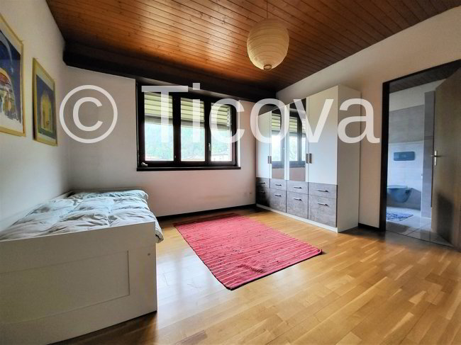 5 rooms House to buy in Melano - image 1/9